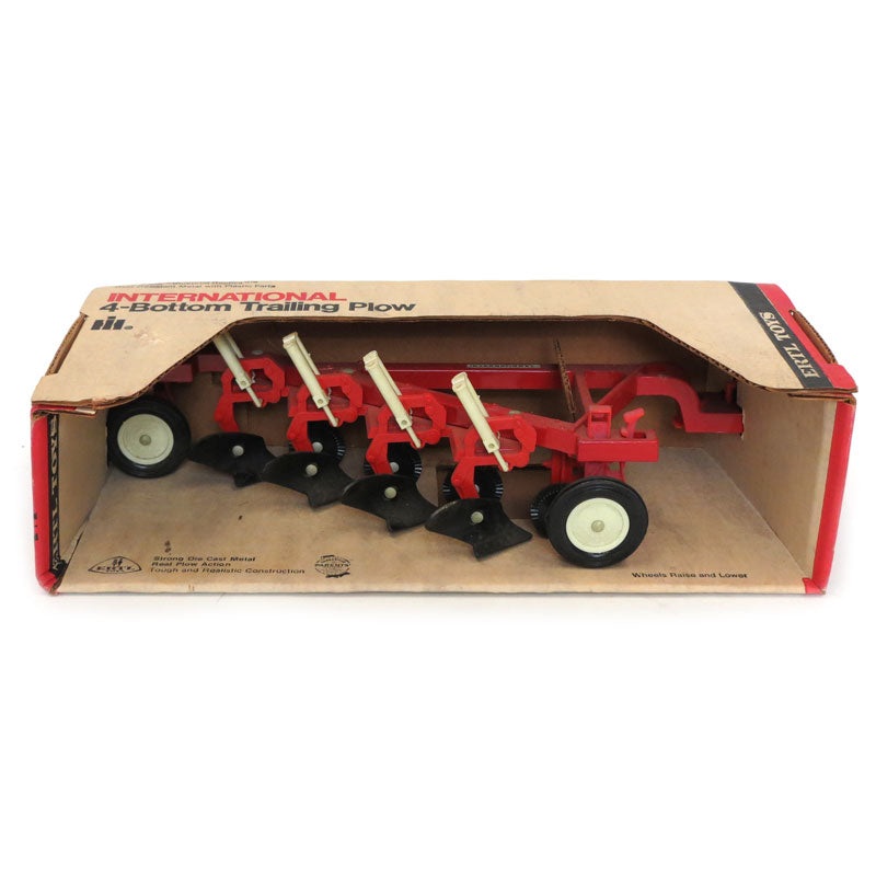 1/16 International 4 Bottom Trailing Plow with Springs