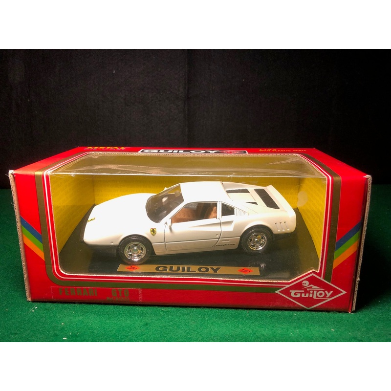 Ferrari 288 GTO White by Guiloy 1:24 (64533)