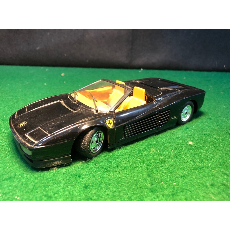 Ferrari Testarossa Spyder Black by Revell 1:24 (8655)(No box)
