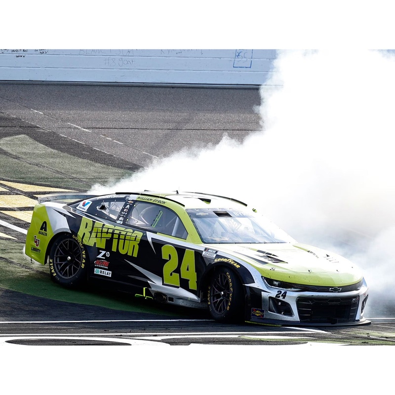 William Byron Iowa Race Win 1:64 Standard 2025 Diecast Chassis Car Preorder – Currently Projected April