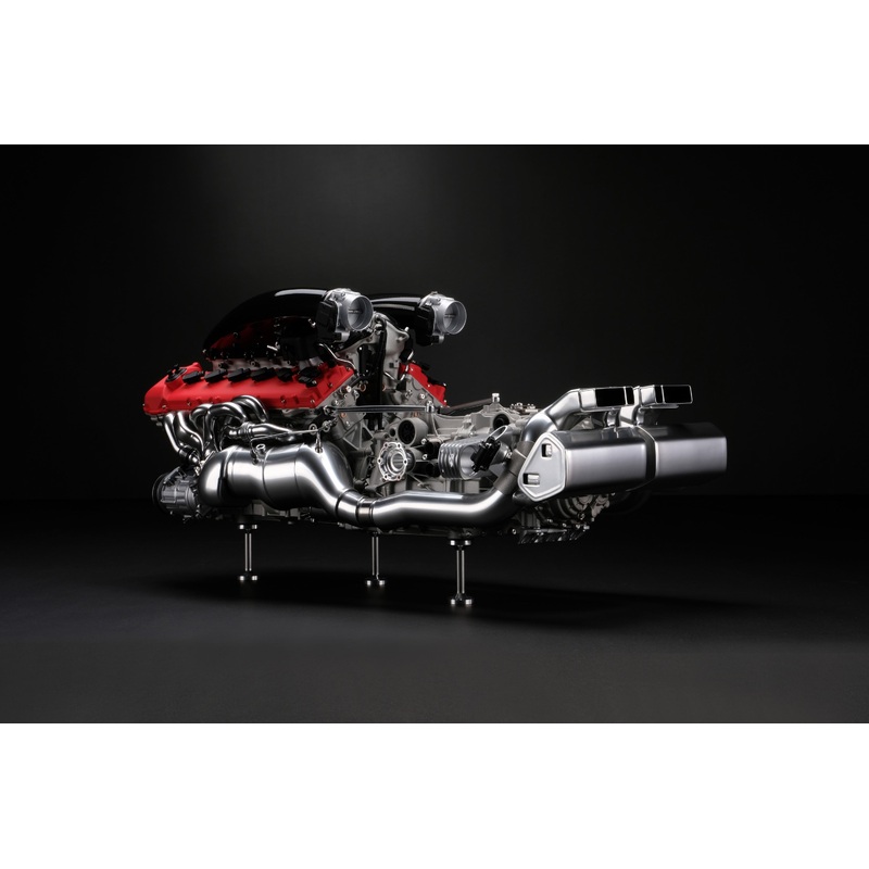 Ferrari Daytona SP3 V12 F140HC Engine and Gearbox (2022)