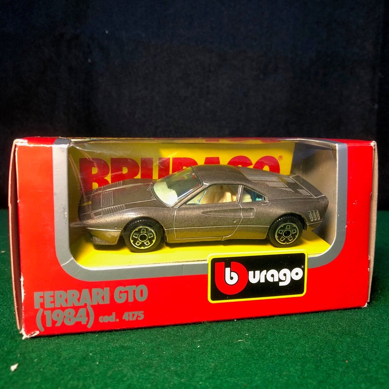 Ferrari 288 GTO Metallic Gray by BBurago 1:43 (4175)(R Bx)