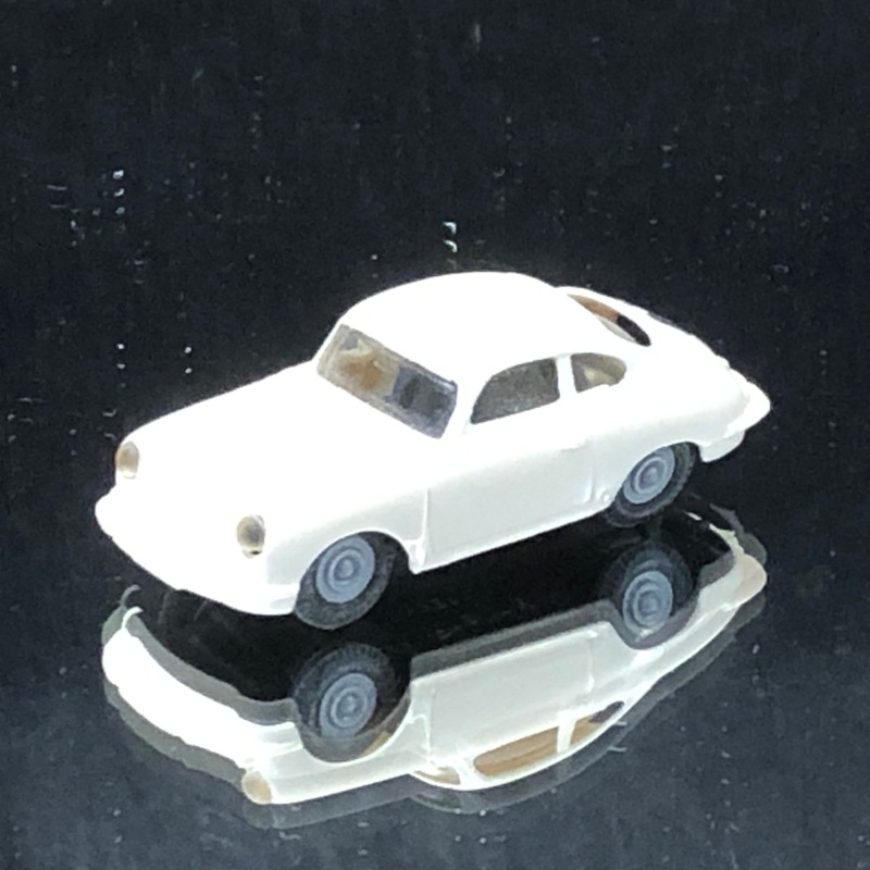 Porsche 356 White by Revell Praline 1:87 (1601)(no box)